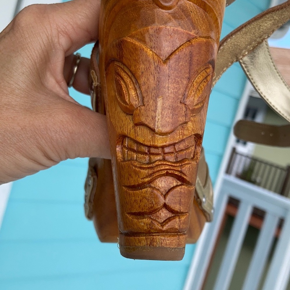 Lucky Lou “Rockin’ Tiki Gilda Gold